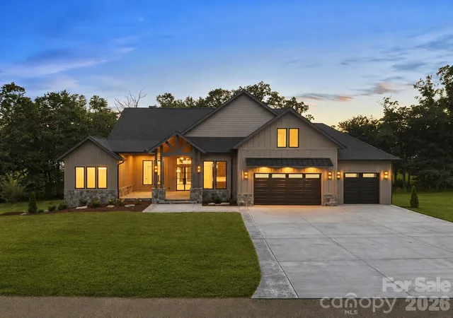 Photo 1 of Single family home for sale at 246 Turkey Ridge Rd, Fletcher, NC 28732 | MLS# 4409643 | Listing updated on 2026-09-29