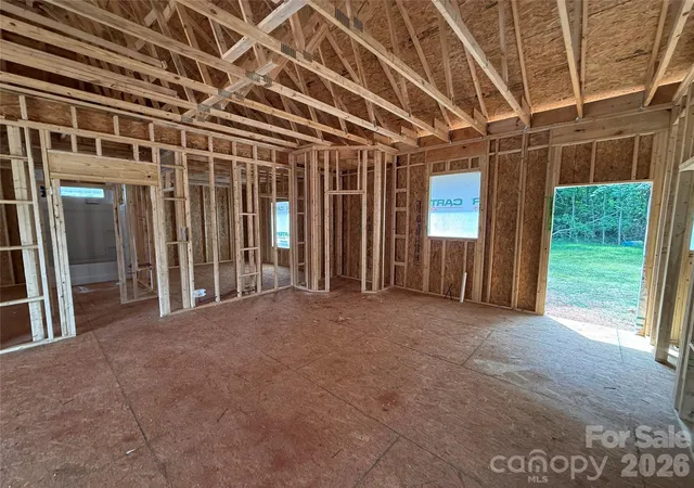 Photo 3 of Single family home for sale at 810 Mountain Crst Dr, Kings Mountain, NC 28086 | MLS# 4409657 | Listing updated on 2026-08-04