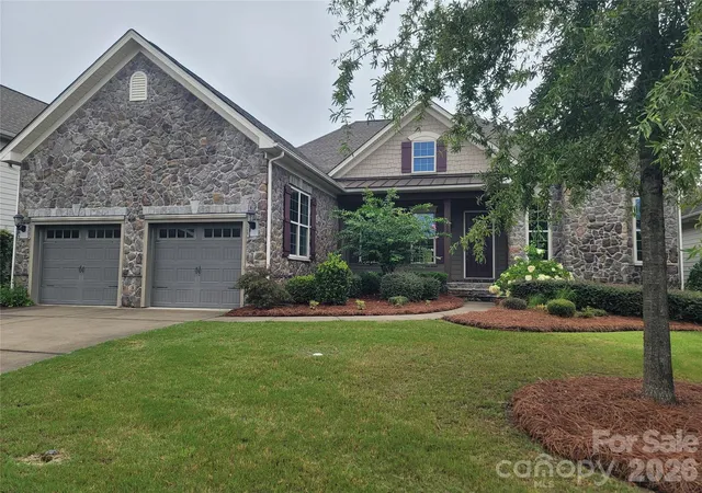 2nd image of 14920 High Bluff Ct, Charlotte, NC 28278 | MLS# 4409658
