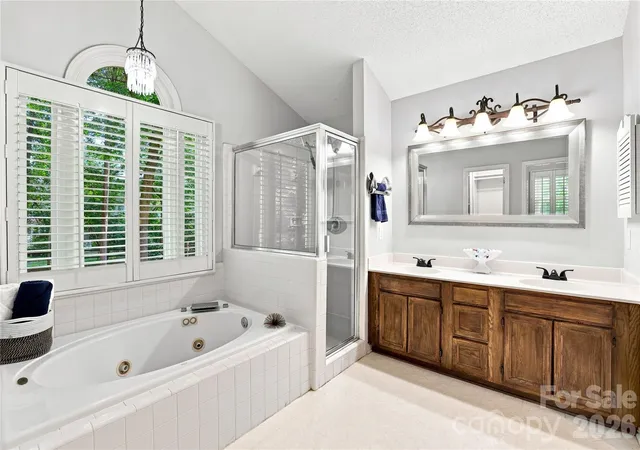 Photo 3 of Single family home for sale at 9101 E Orchard Ln, Charlotte, NC 28210 | MLS# 4409670 | Listing updated on 2026-08-24