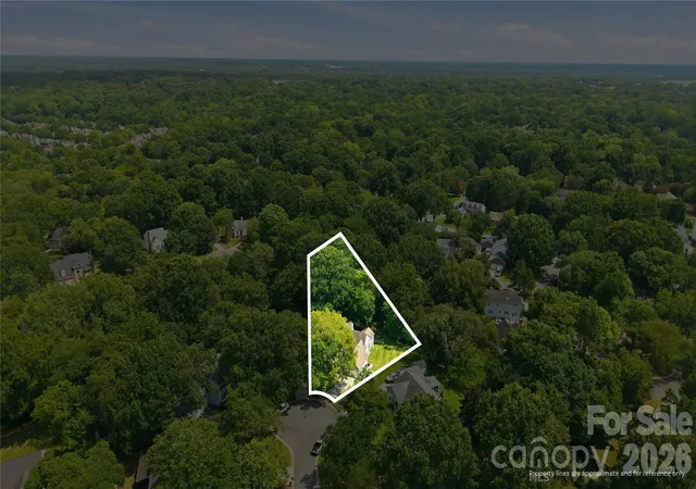 Photo 4 of Single family home for sale at 9101 E Orchard Ln, Charlotte, NC 28210 | MLS# 4409670 | Listing updated on 2026-08-24