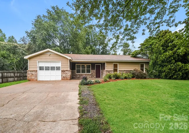 20th image of 320 Aqua Dr, Forest City, NC 28043 | MLS# 4409702