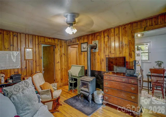 Photo 5 of Single family home for sale at 1213 Roaring Frk Rd, Mars Hill, NC 28754 | MLS# 4409716 | Listing updated on 2026-08-30