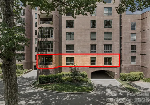 4th image of 810 Cherokee Rd, Charlotte, NC 28207 | MLS# 4409730