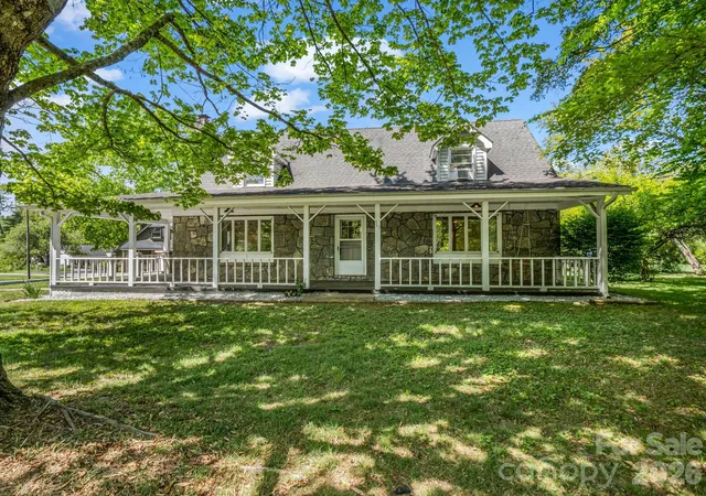 1st image of 363 Etowah School Rd #1, Hendersonville, NC 28739 | MLS# 4409741