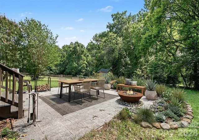 Photo 3 of Single family home for sale at 13520 Andulusian Dr, Matthews, NC 28105 | MLS# 4409742 | Listing updated on 2026-08-29