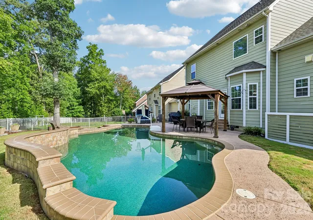 2nd image of 3812 Litchfield Dr, Waxhaw, NC 28173 | MLS# 4409745