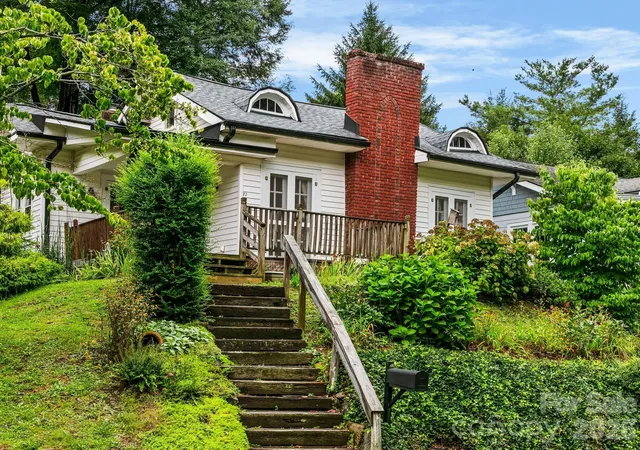 1st image of 27 Warwick Rd, Asheville, NC 28803 | MLS# 4409749
