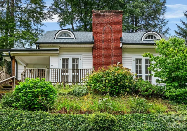 3rd image of 27 Warwick Rd, Asheville, NC 28803 | MLS# 4409749