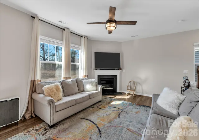 3rd image of 124 Sequoia Forest Dr, Mooresville, NC 28117 | MLS# 4409751