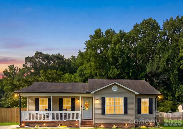 Photo 1 of Single family home for sale at 225 Old Limestone Rd W, York, SC 29745 | MLS# 4409763 | Listing updated on 2026-08-24