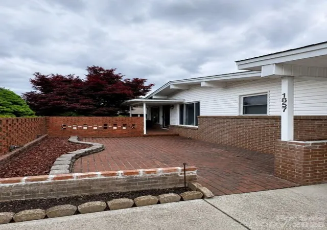 5th image of 1857 8Th Street Dr Ne, Hickory, NC 28601 | MLS# 4409790