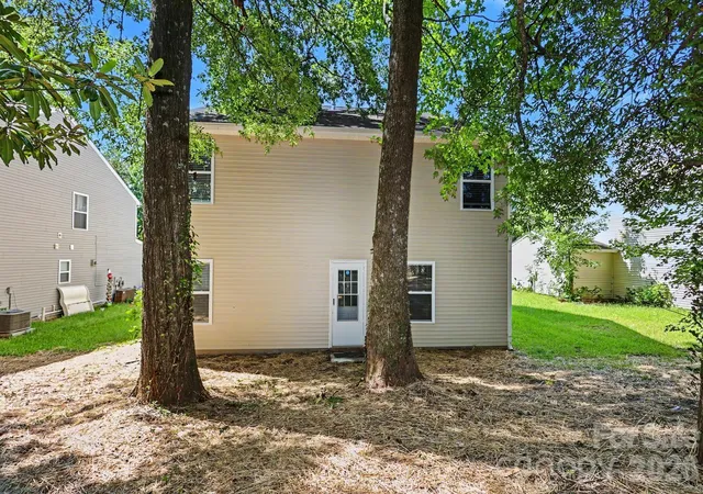 29th image of 3219 Decapolis Dr, Charlotte, NC 28215 | MLS# 4409794