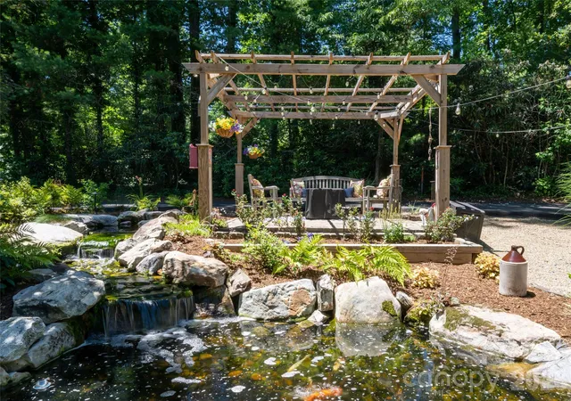 Photo 3 of Single family home for sale at 2511 Kanuga Rd, Hendersonville, NC 28739 | MLS# 4409812 | Listing updated on 2026-08-06