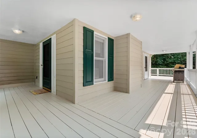 5th image of 218 Junaluska Oaks Dr, Waynesville, NC 28786 | MLS# 4409822