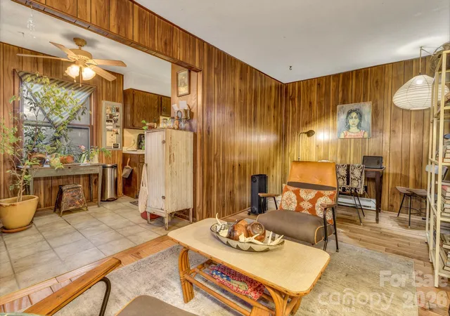 4th image of 108 Hidden Pond Ln, Asheville, NC 28804 | MLS# 4409875