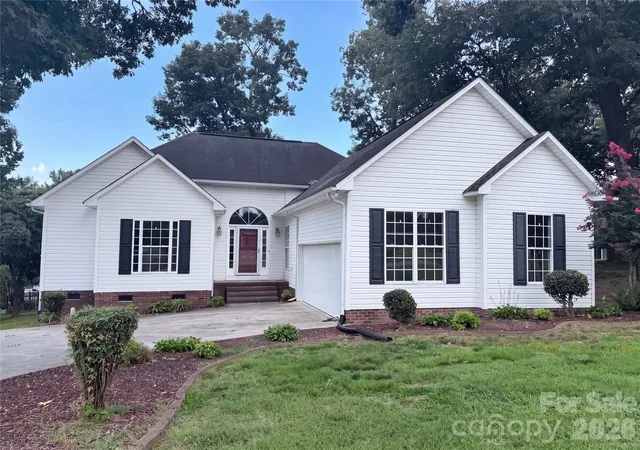 Photo 1 of Single family home for sale at 2160 Brantley Crk Dr, Kannapolis, NC 28083 | MLS# 4409885 | Listing updated on 2026-08-13