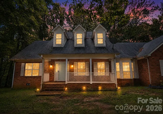 2nd image of 7944 Woodhill Cove Ln, Denver, NC 28037 | MLS# 4409895