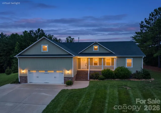Photo 1 of Single family home for sale at 8 Waterford Ct, Granite Falls, NC 28630 | MLS# 4409898 | Listing updated on 2026-08-26