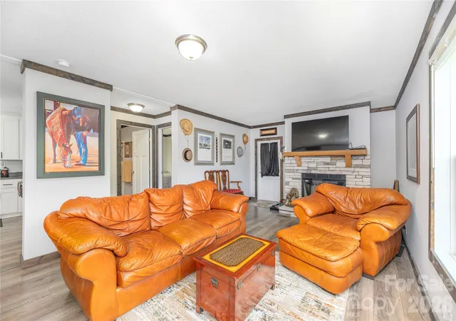 Photo 4 of Single family home for sale at 92 Bobcat Rd, Maggie Valley, NC 28751 | MLS# 4409903 | Listing updated on 2026-09-03