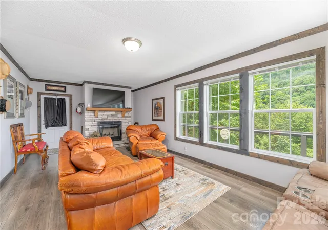Photo 5 of Single family home for sale at 92 Bobcat Rd, Maggie Valley, NC 28751 | MLS# 4409903 | Listing updated on 2026-09-03