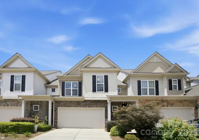 Photo 1 of Townhouse for sale at 5842 Glassport Ln, Charlotte, NC 28210 | MLS# 4409928 | Listing updated on 2026-09-17
