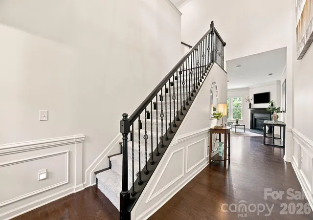 Photo 4 of Townhouse for sale at 5842 Glassport Ln, Charlotte, NC 28210 | MLS# 4409928 | Listing updated on 2026-09-17