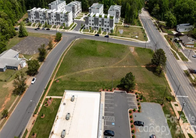 4th image of 3102 W Boulevard Boulevard W, Charlotte, NC 28208 | MLS# 4409938
