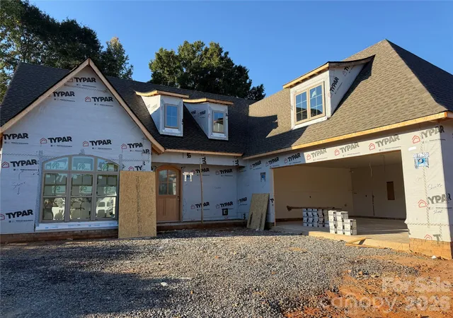 Single family home for sale at 320 Downing Dr, Kings Mountain, NC 28086 | MLS# 4409944