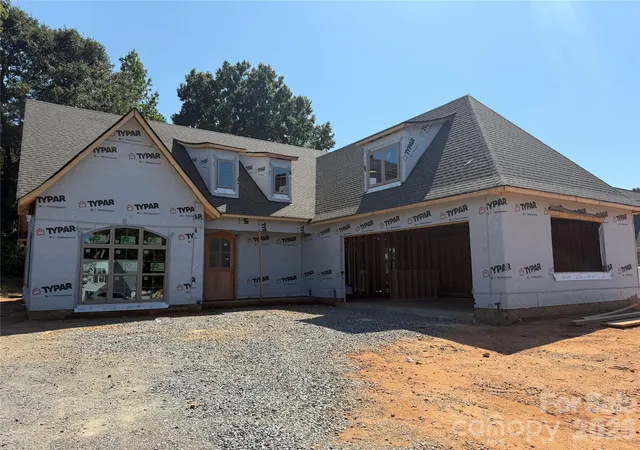 3rd image of 320 Downing Dr, Kings Mountain, NC 28086 | MLS# 4409944