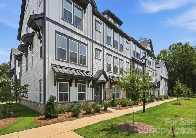 Photo 3 of Townhouse for sale at 215 Tamala St, Davidson, NC 28036 | MLS# 4409958 | Listing updated on 2026-08-27