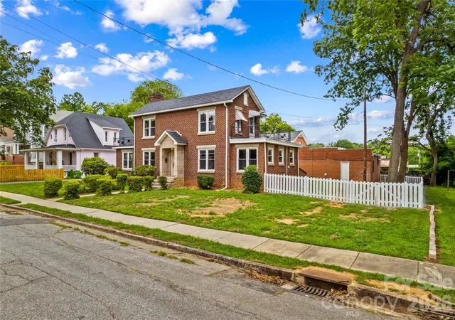 46th image of 615 S Church St, Salisbury, NC 28144 | MLS# 4409971