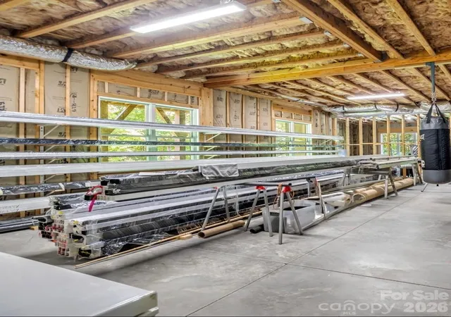 48th image of 8 Lakeview Dr, Fairview, NC 28730 | MLS# 4409978