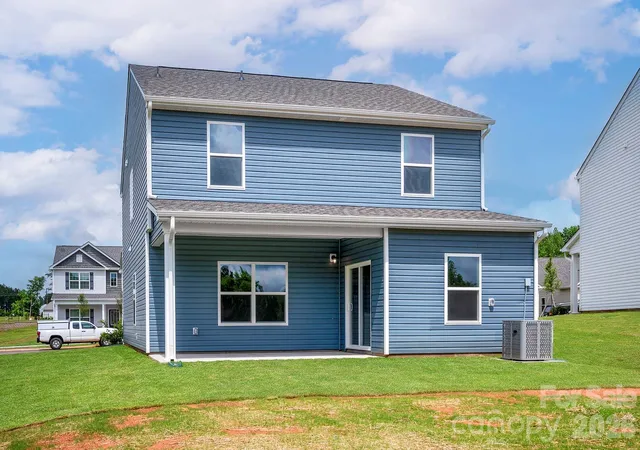 3rd image of 8125 Cravat Ct, Charlotte, NC 28215 | MLS# 4409997