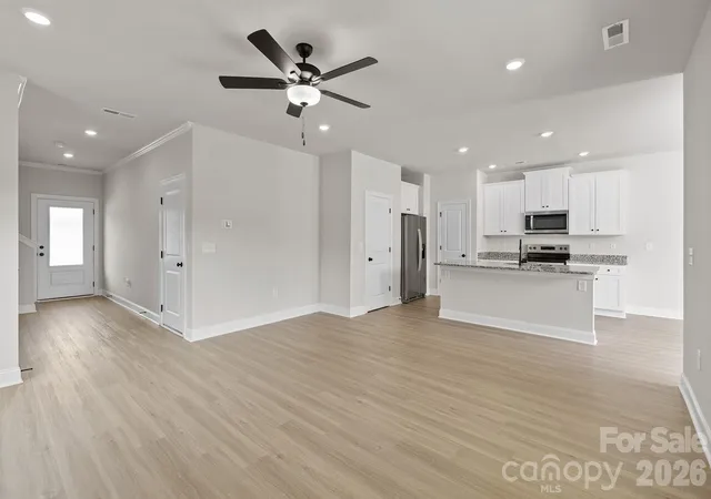 4th image of 8125 Cravat Ct, Charlotte, NC 28215 | MLS# 4409997