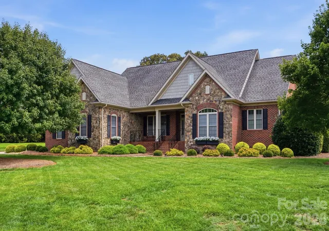 Photo 5 of Single family home for sale at 2712 Smith Fld Dr, Monroe, NC 28110 | MLS# 4410000 | Listing updated on 2026-09-04