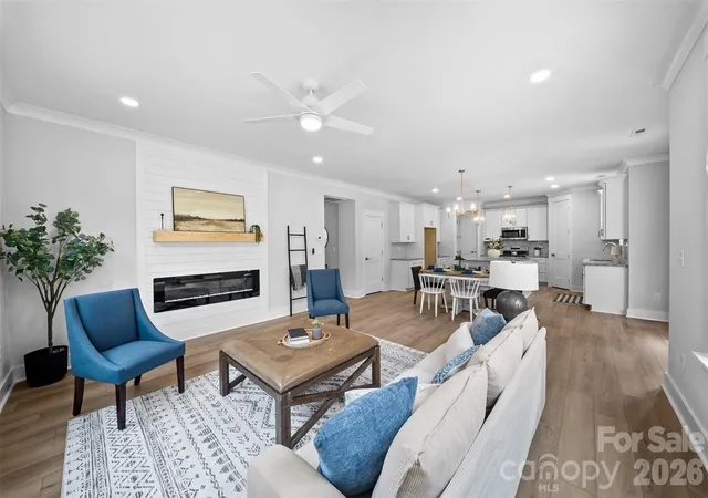Photo 3 of Single family home for sale at 170 Silver Crk Dr, Concord, NC | MLS# 4410006 | Listing updated on 2026-09-22