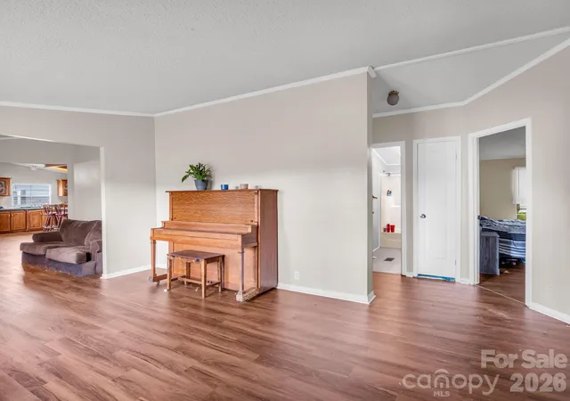 Photo 4 of Single family home for sale at 3204 Frank Grigg Dr, Shelby, NC 28150 | MLS# 4410021 | Listing updated on 2026-10-07