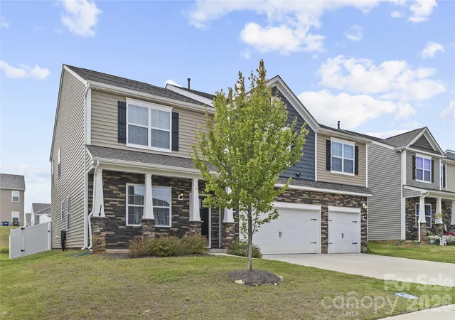 Photo 3 of Single family home for sale at 134 Giant Oak Ave, Statesville, NC 28677 | MLS# 4410023 | Listing updated on 2026-08-23