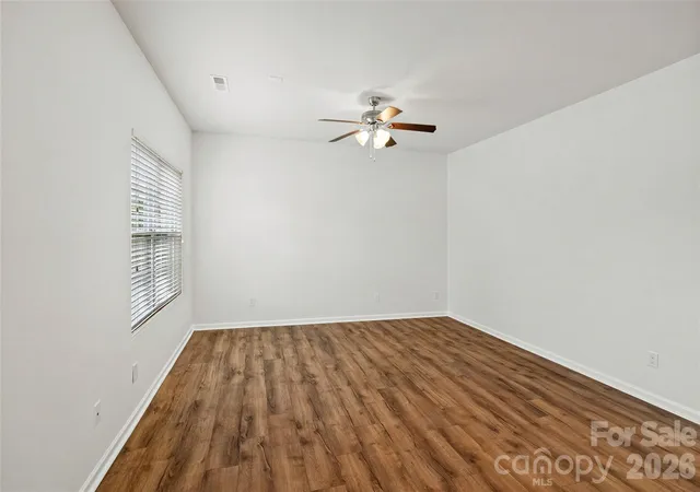 Photo 3 of Single family home for sale at 175 Glastonbury Dr, Mooresville, NC 28115 | MLS# 4410034 | Listing updated on 2026-09-17