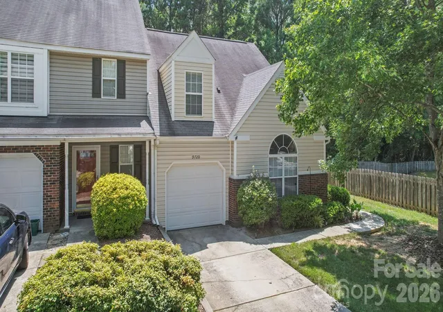 5th image of 9720 Mattforest Cir, Charlotte, NC 28277 | MLS# 4410039