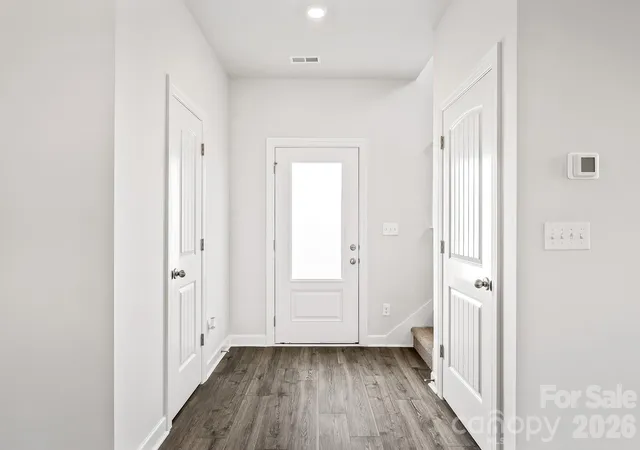 3rd image of 8113 Cravat Ct, Charlotte, NC 28215 | MLS# 4410049
