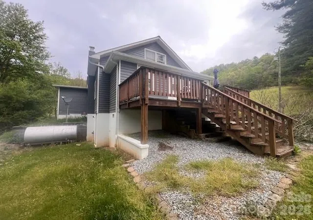 Photo 20 of Single family home for sale at 733 Clark Swift Rd, Vilas, NC 28692 | MLS# 4410051 | Listing updated on 2026-08-12