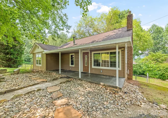 2nd image of 206 Terrell Cove Rd, Canton, NC 28716 | MLS# 4410084