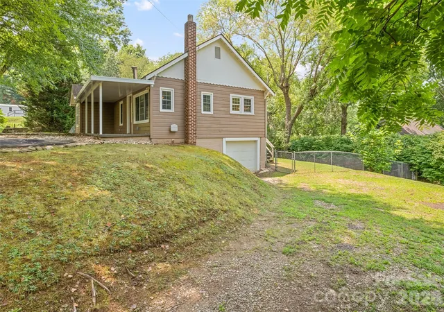 5th image of 206 Terrell Cove Rd, Canton, NC 28716 | MLS# 4410084