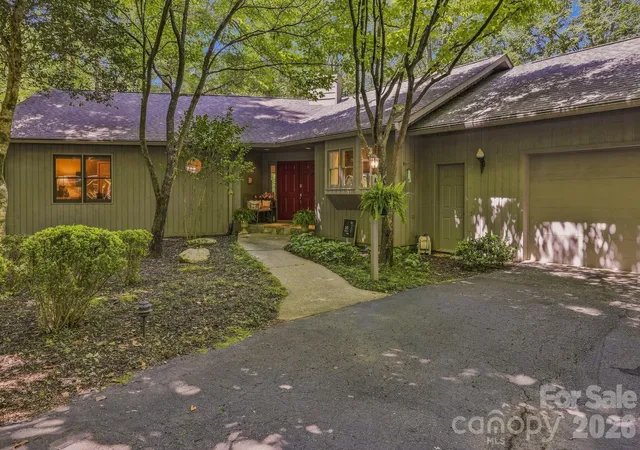 3rd image of 193 Downing Pl, Lake Lure, NC 28746 | MLS# 4410105
