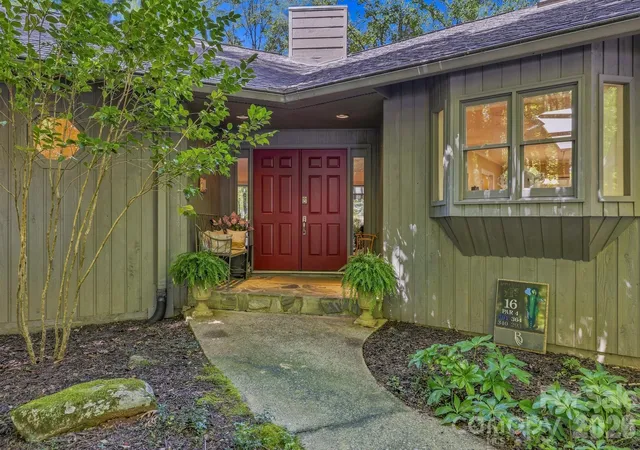4th image of 193 Downing Pl, Lake Lure, NC 28746 | MLS# 4410105