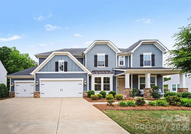Photo 2 of Single family home for sale at 6043 Jepson Ct, Charlotte, NC 28214 | MLS# 4410108 | Listing updated on 2026-09-24