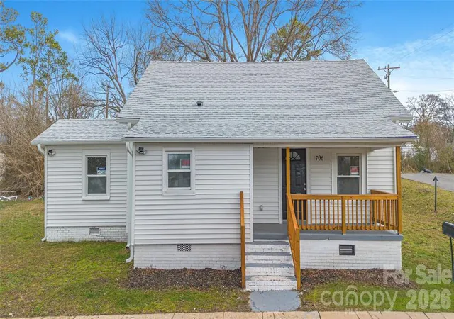 1st image of 706 Sweeney St, Chester, SC 29706 | MLS# 4410123
