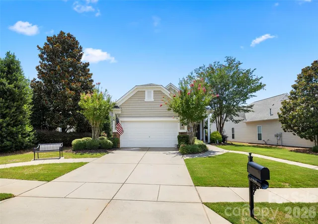 3rd image of 7410 Carolina Jessamine Ct, Fort Mill, SC 29707 | MLS# 4410130